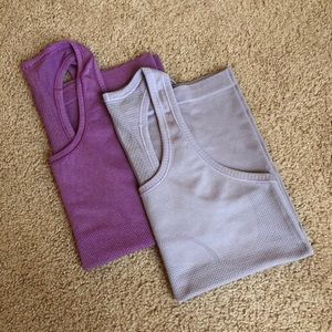 BUNDLE of 2 Lululemon Swiftly Tanks 6